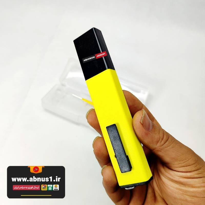  تصاویر شامل دستگاه PH سنج الکترونیکی آکواریوم مدل PH-107 اصلی، نمایشگر دیجیتال، پیچ کالیبراسیون، پیچ‌گوشتی تنظیم، دفترچه راهنما، باتری و دو محلول کاهنده و افزاینده PH است.